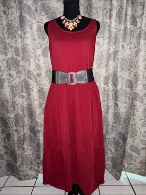 Sleeveless Burgundy Maxi Dress